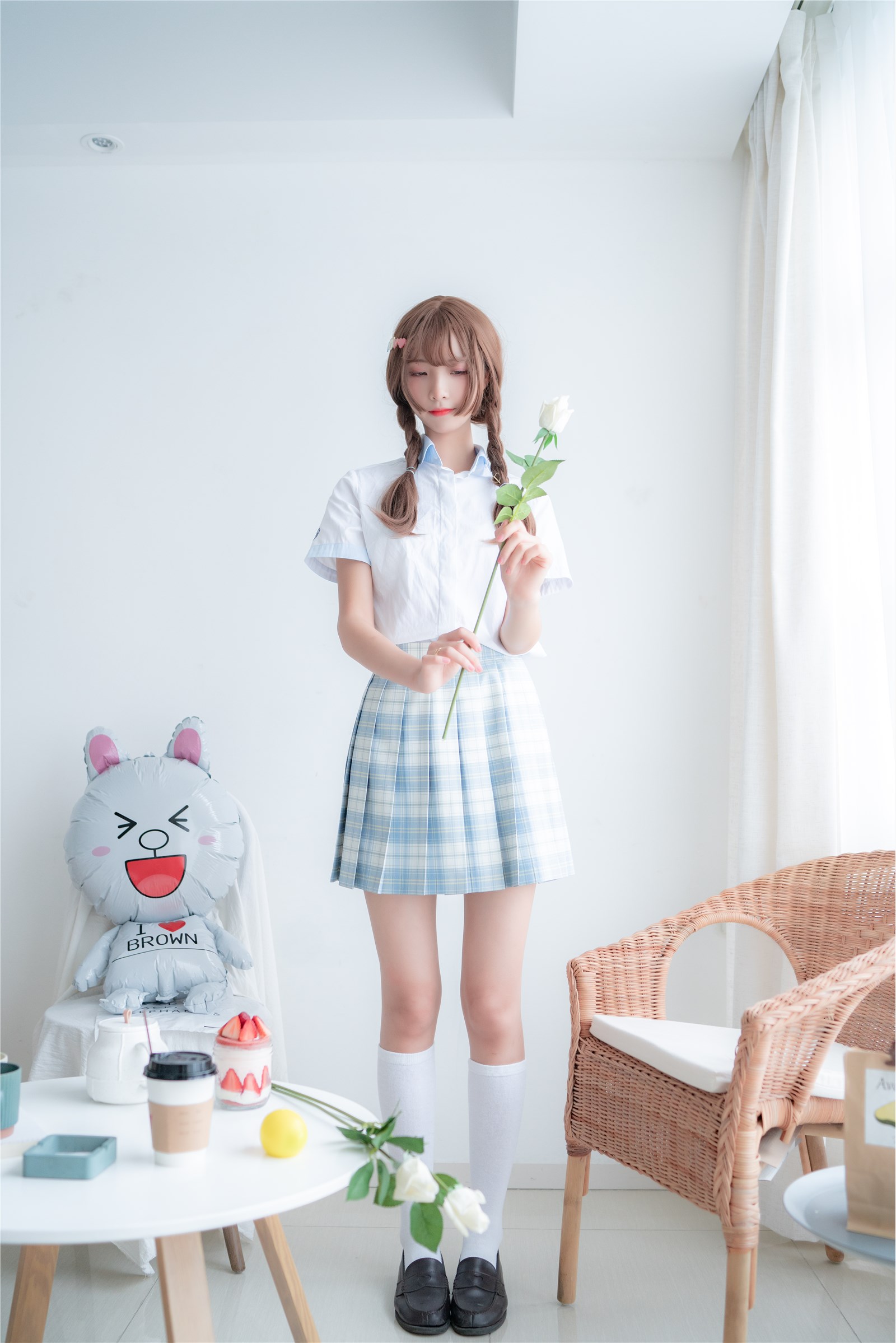 Watermelon - B  B private house light blue JK(1)